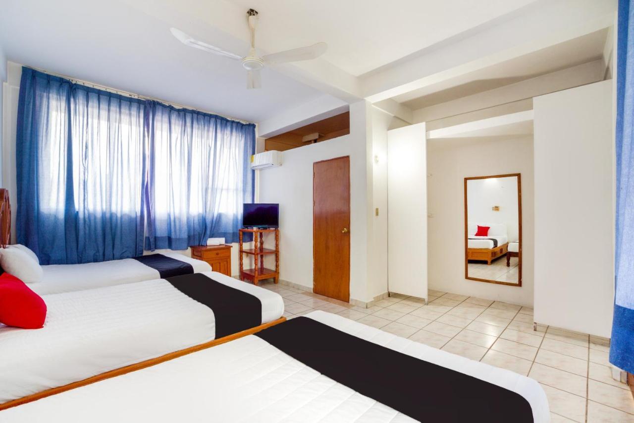 Hotel Adelita Zihuatanejo Exteriér fotografie