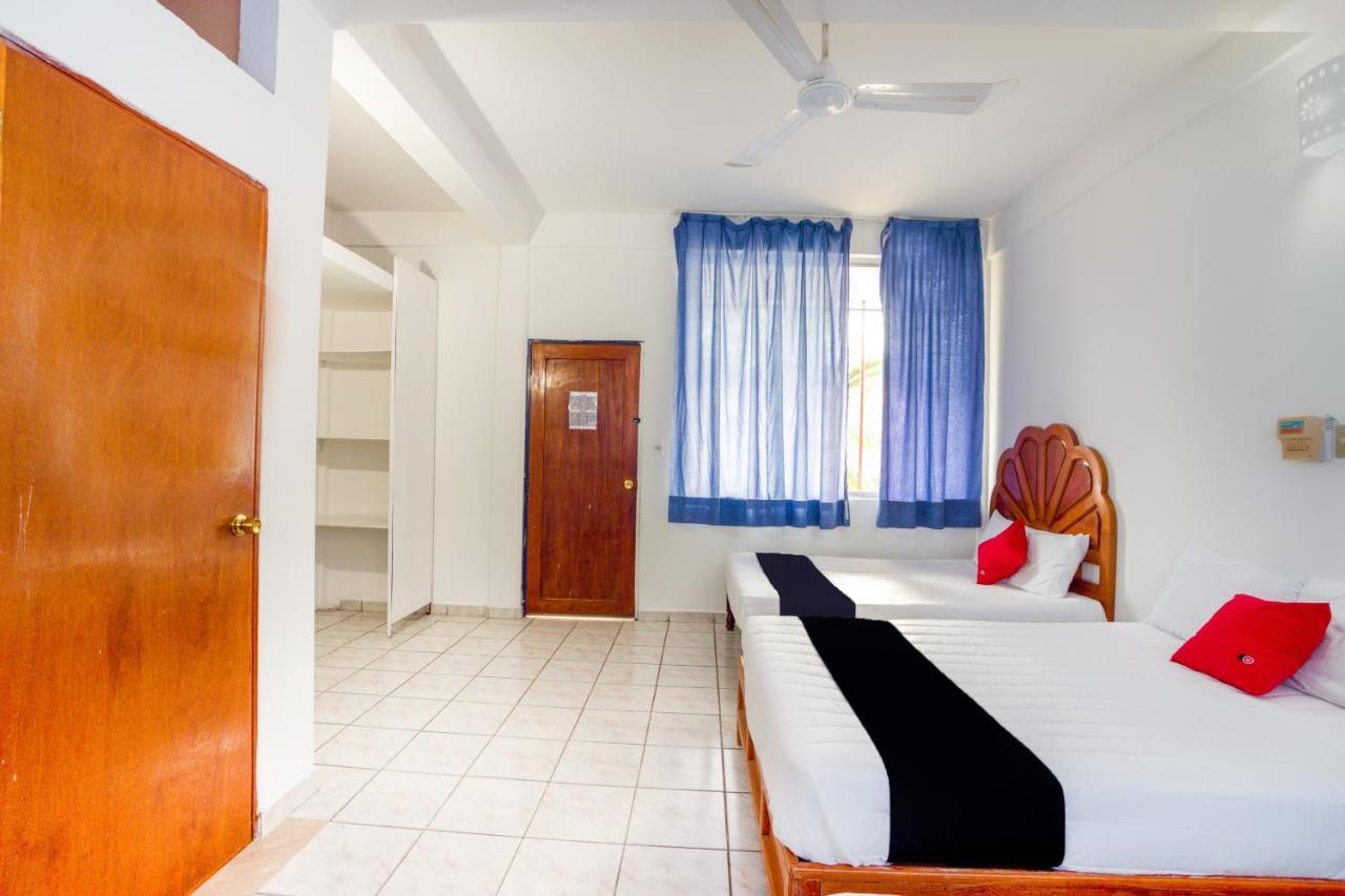 Hotel Adelita Zihuatanejo Exteriér fotografie