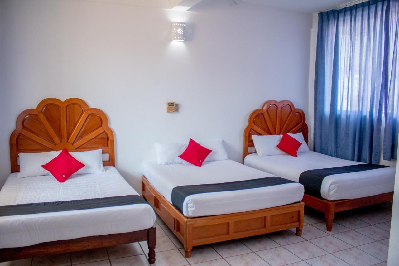 Hotel Adelita Zihuatanejo Exteriér fotografie