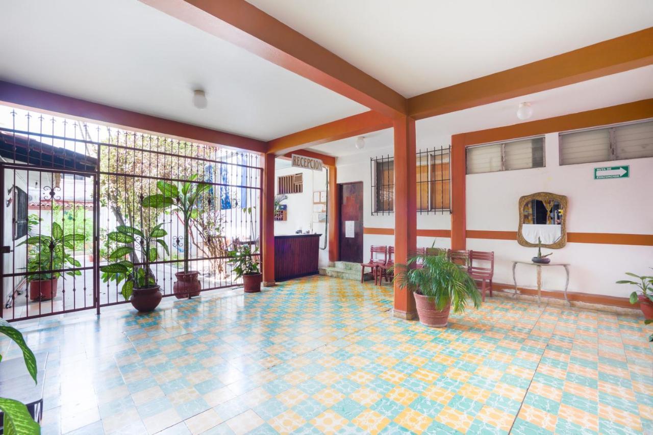 Hotel Adelita Zihuatanejo Exteriér fotografie